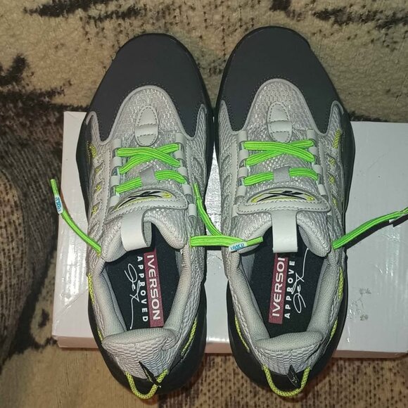 Reebok Sneakers Solution Mid Allen Iverson Basketball Shoes like New - Picture 5 of 7